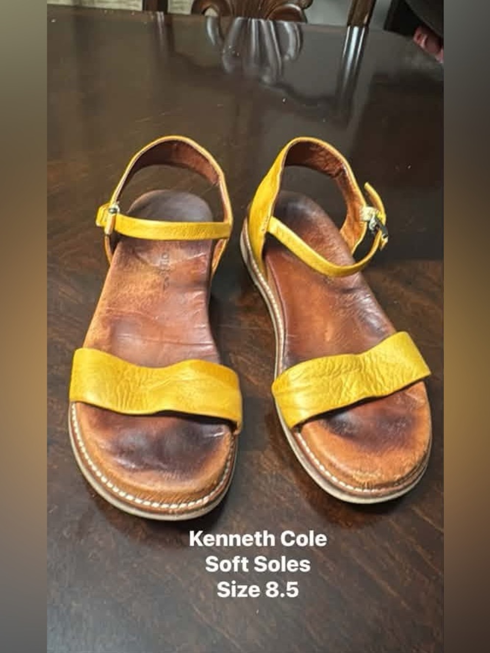 Kenneth Cole Women's Yellow Leather Ankle-Strap Sandals GUC